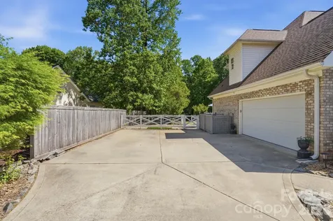 104 Ardmore Place Mooresville NC 28117