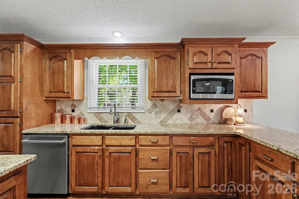 2115 Candlewood Drive NW Concord NC 28027