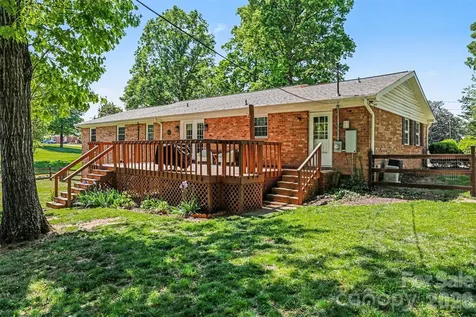 2115 Candlewood Drive NW Concord NC 28027