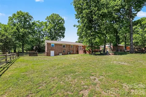 2115 Candlewood Drive NW Concord NC 28027