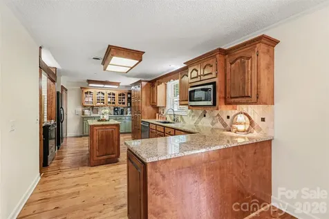 2115 Candlewood Drive NW Concord NC 28027