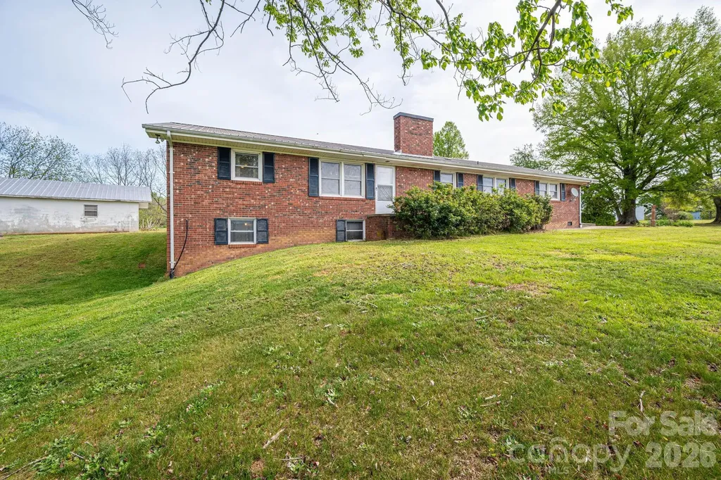 7448 W Nc 27 Highway Vale NC 28168
