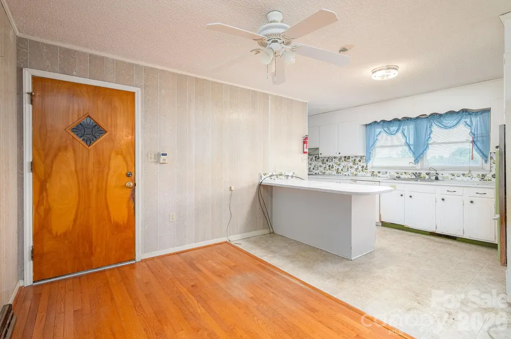 7448 W Nc 27 Highway Vale NC 28168