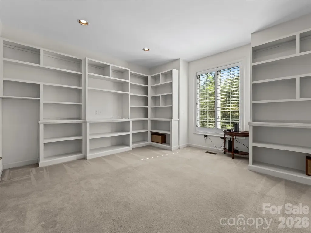 3 Fir Tree Lane Asheville NC 28803