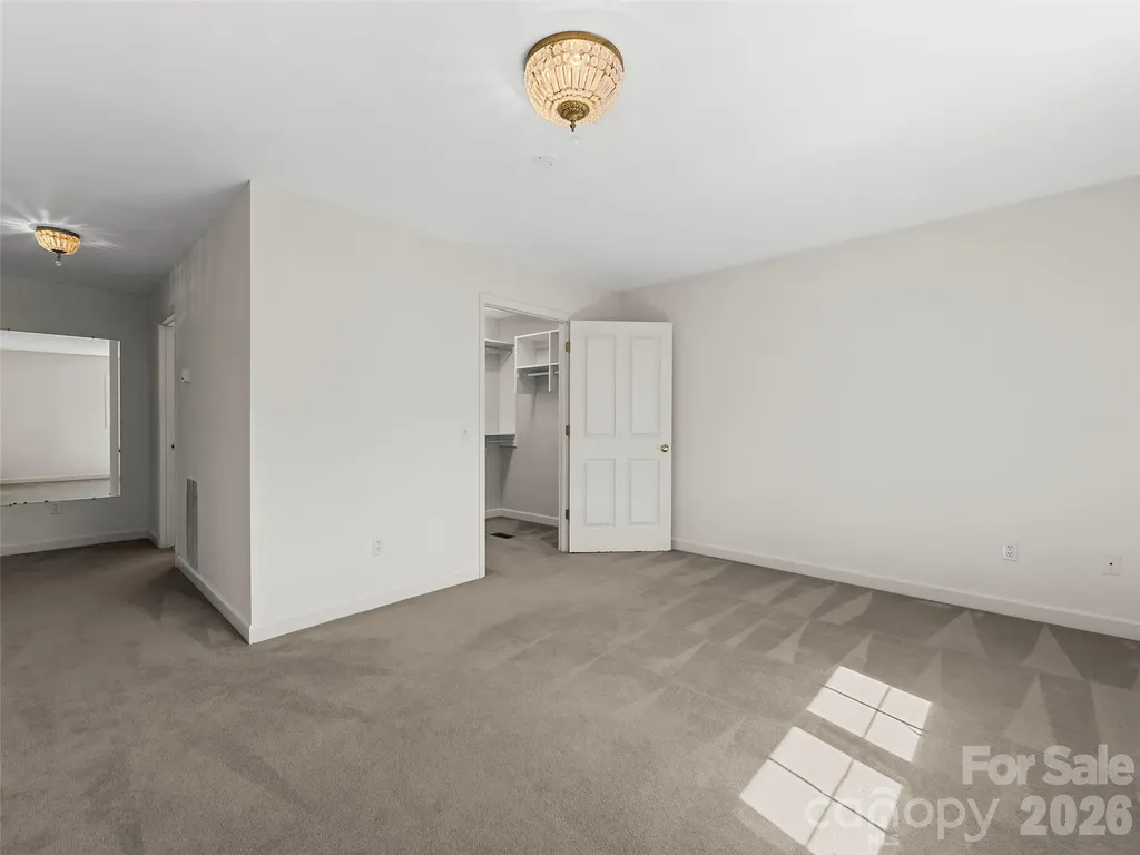 3 Fir Tree Lane Asheville NC 28803