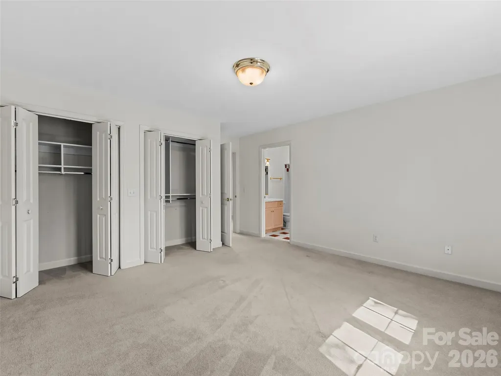 3 Fir Tree Lane Asheville NC 28803