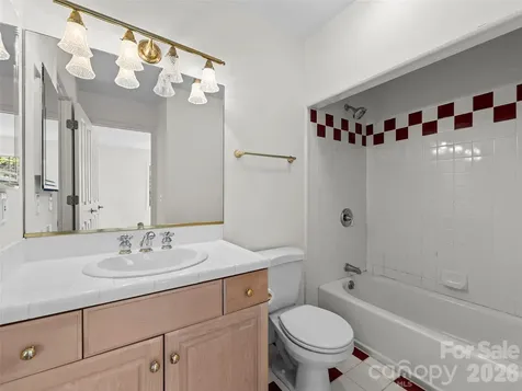 3 Fir Tree Lane Asheville NC 28803