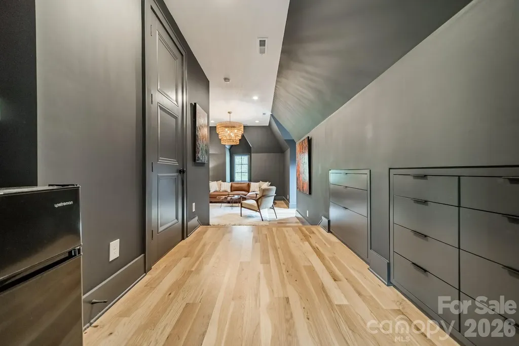 6006 Old Providence Lane Charlotte NC 28226