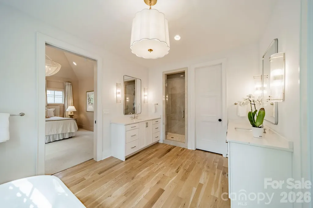 6006 Old Providence Lane Charlotte NC 28226