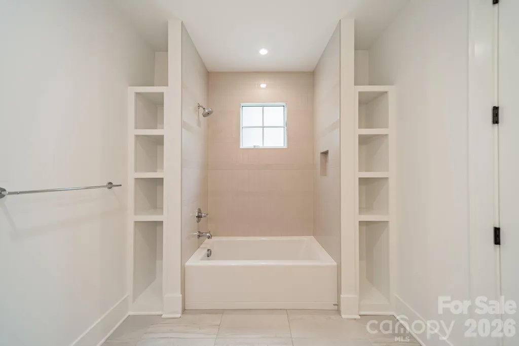 6006 Old Providence Lane Charlotte NC 28226