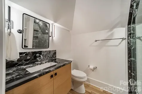 6006 Old Providence Lane Charlotte NC 28226