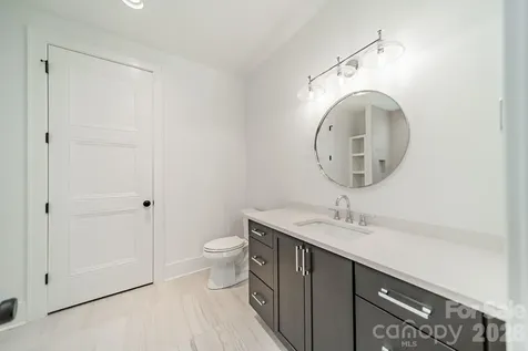 6006 Old Providence Lane Charlotte NC 28226