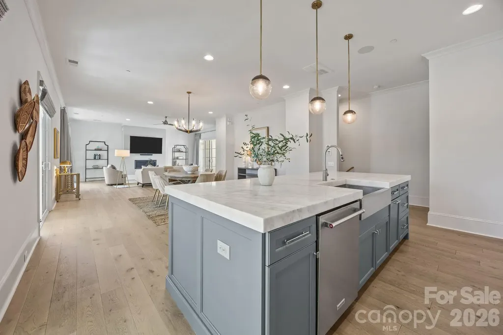 1708 Lombardy Circle Charlotte NC 28203