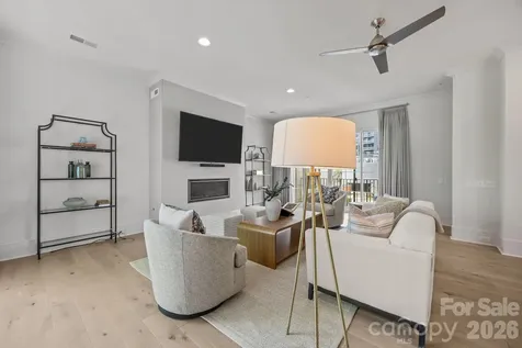 1708 Lombardy Circle Charlotte NC 28203