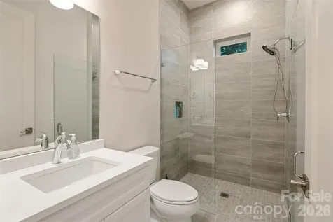 1708 Lombardy Circle Charlotte NC 28203