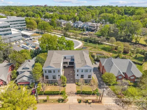 1708 Lombardy Circle Charlotte NC 28203