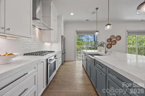 1708 Lombardy Circle Charlotte NC 28203
