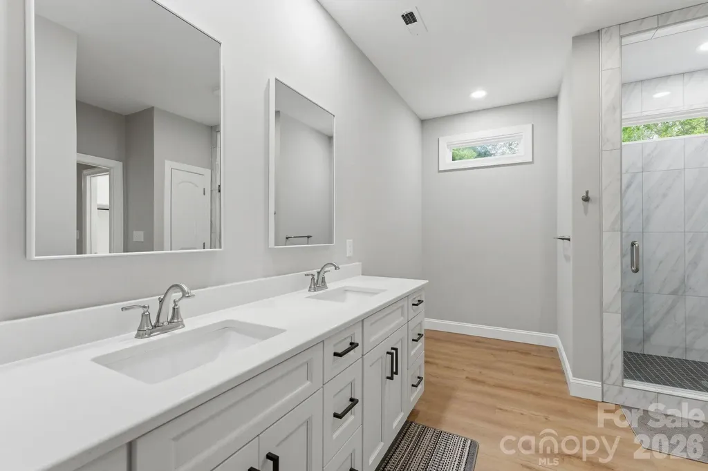 2442 Falcon Lane Statesville NC 28625