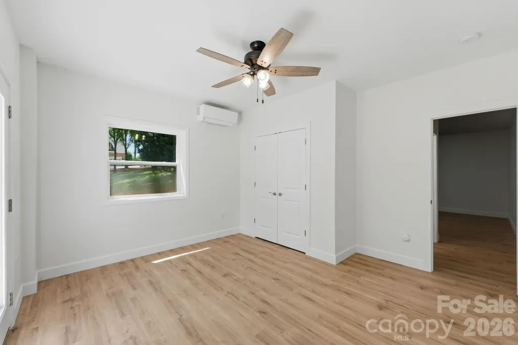 2442 Falcon Lane Statesville NC 28625