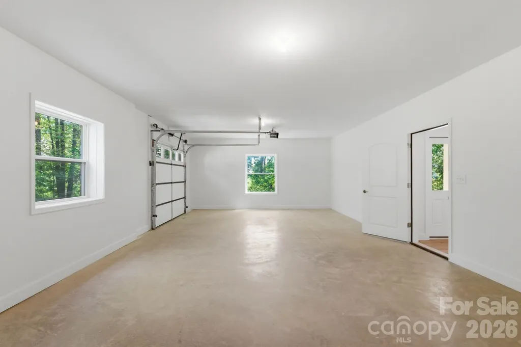 2442 Falcon Lane Statesville NC 28625