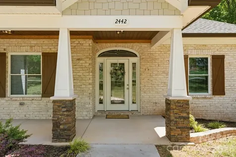 2442 Falcon Lane Statesville NC 28625