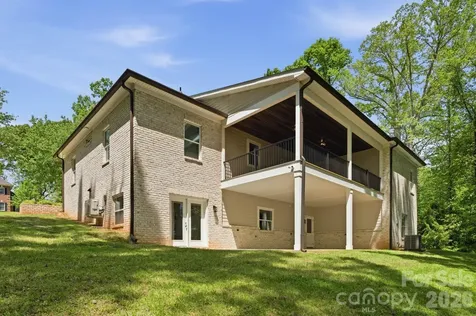 2442 Falcon Lane Statesville NC 28625