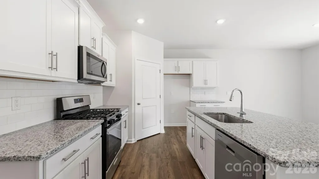 85 Ridgehaven Drive Waynesville NC 28786