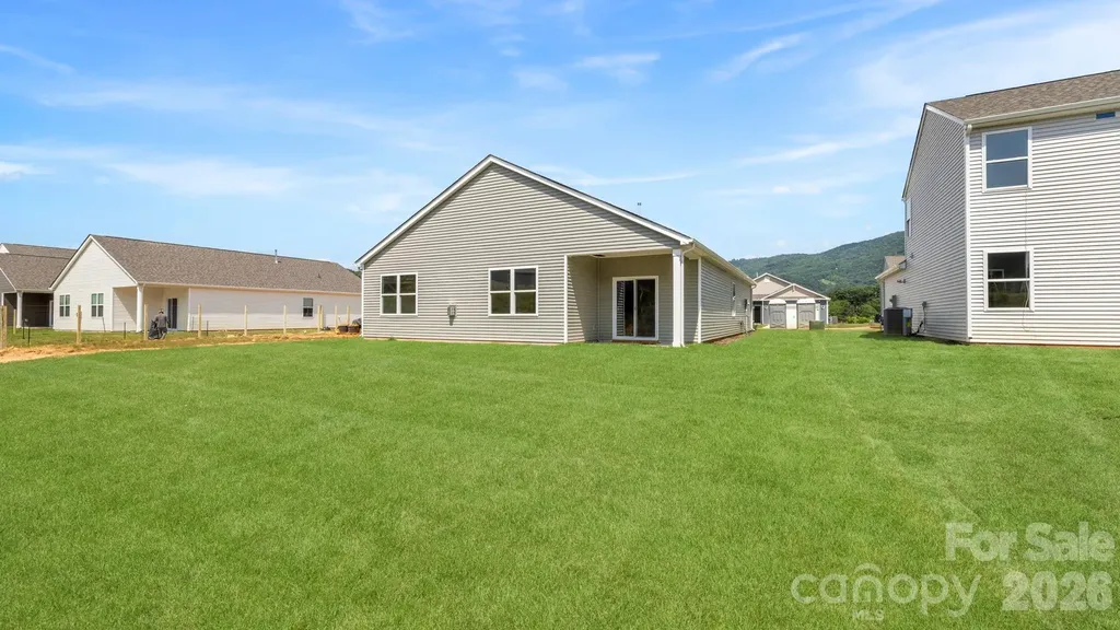 85 Ridgehaven Drive Waynesville NC 28786