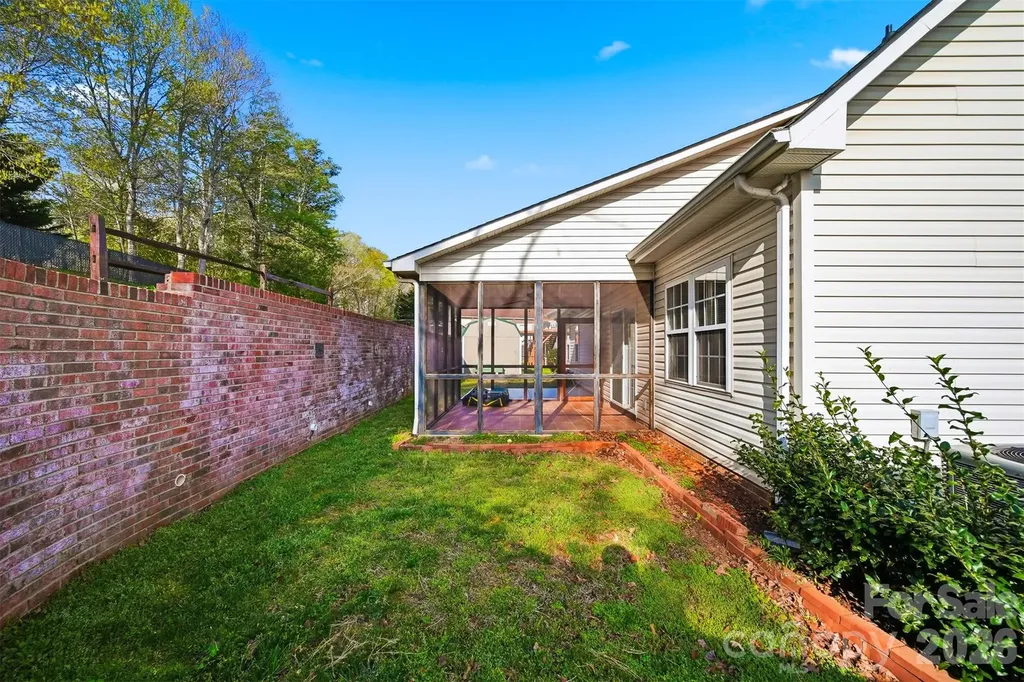 2478 23rd Street NE Hickory NC 28601