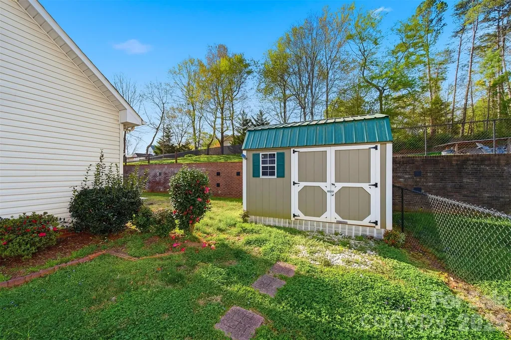 2478 23rd Street NE Hickory NC 28601