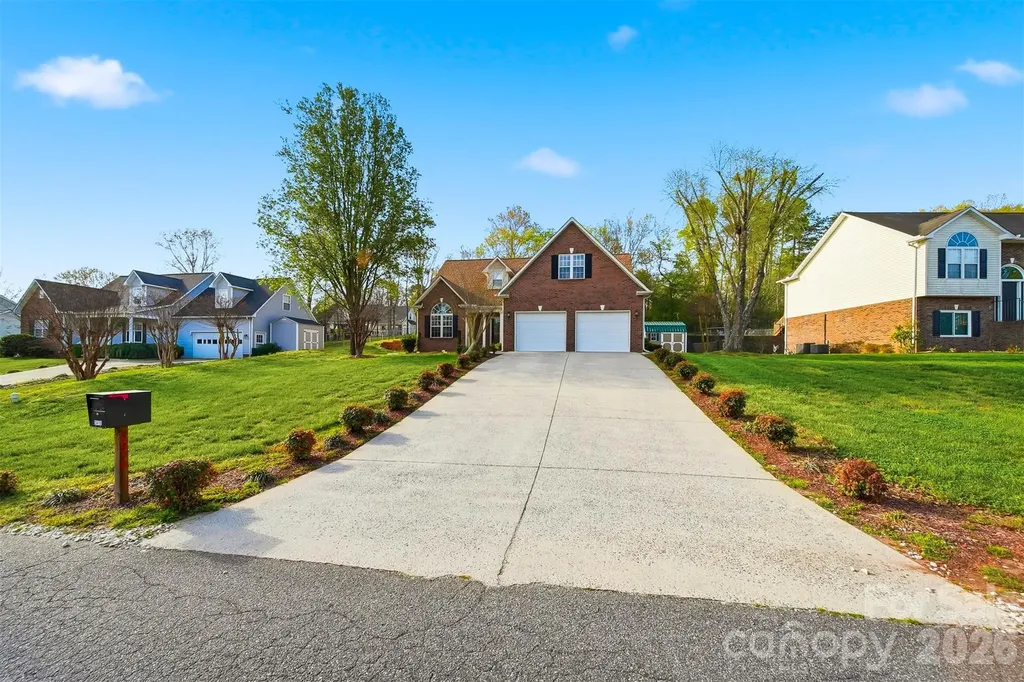 2478 23rd Street NE Hickory NC 28601