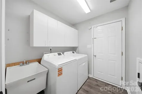2478 23rd Street NE Hickory NC 28601