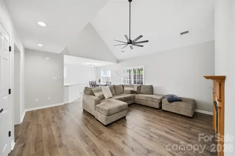 2478 23rd Street NE Hickory NC 28601
