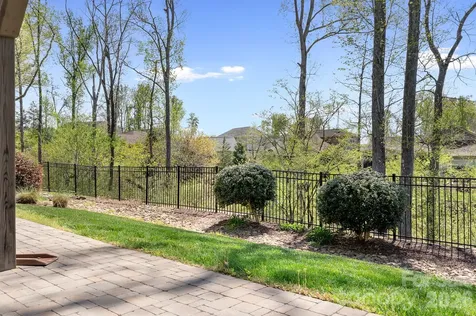 5567 Elk Knob Court Denver NC 28037