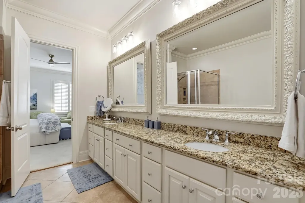 5212 Shepley Court Charlotte NC 28226