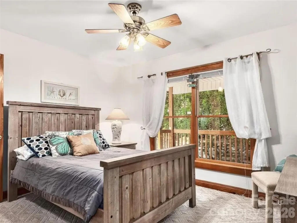 505 Middle Top Loop Maggie Valley NC 28751