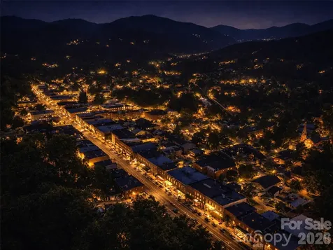 505 Middle Top Loop Maggie Valley NC 28751