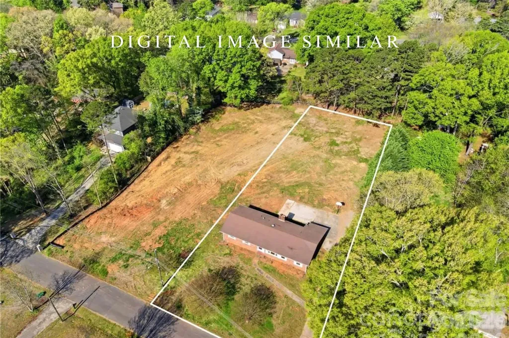 3029 Cresthill Drive Charlotte NC 28212