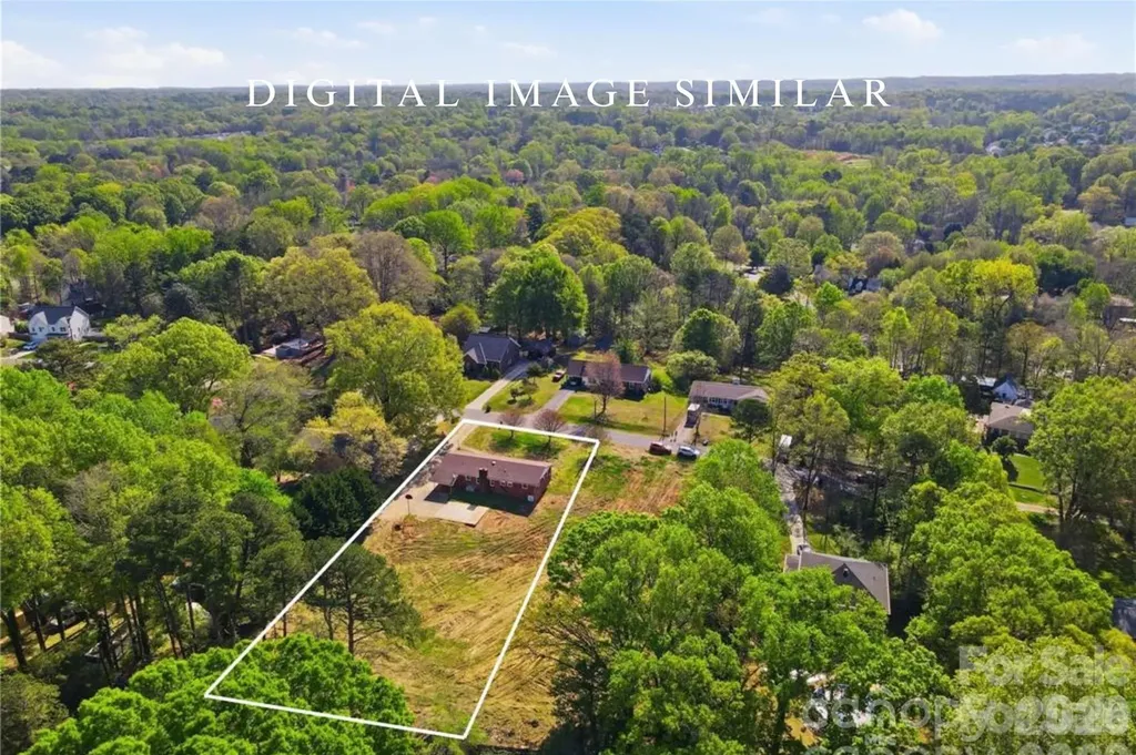 3029 Cresthill Drive Charlotte NC 28212