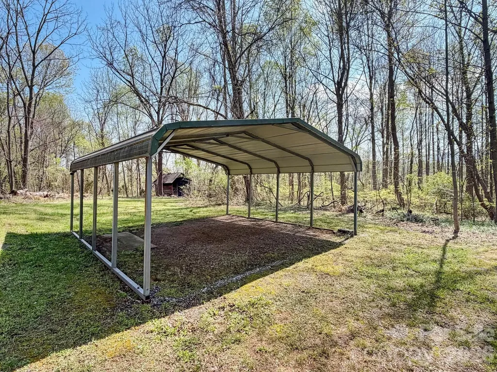 1401 E Union Street Morganton NC 28655