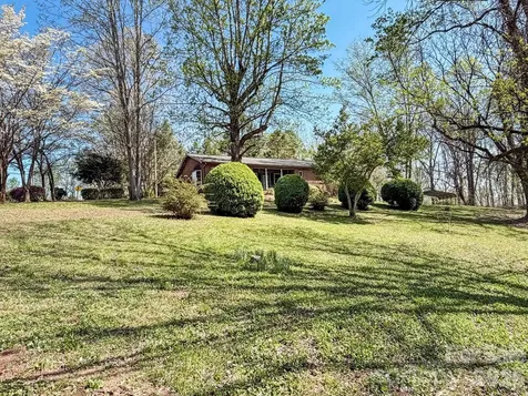 1401 E Union Street Morganton NC 28655