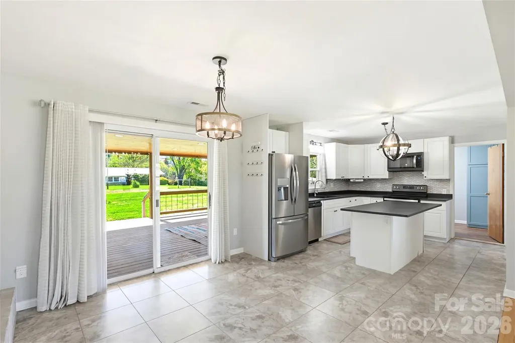 279 Garden Lane Canton NC 28716