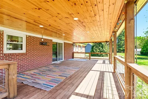 279 Garden Lane Canton NC 28716
