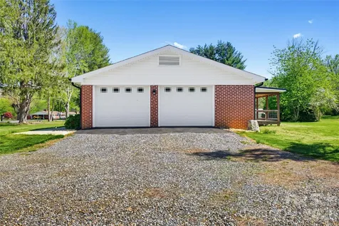 279 Garden Lane Canton NC 28716