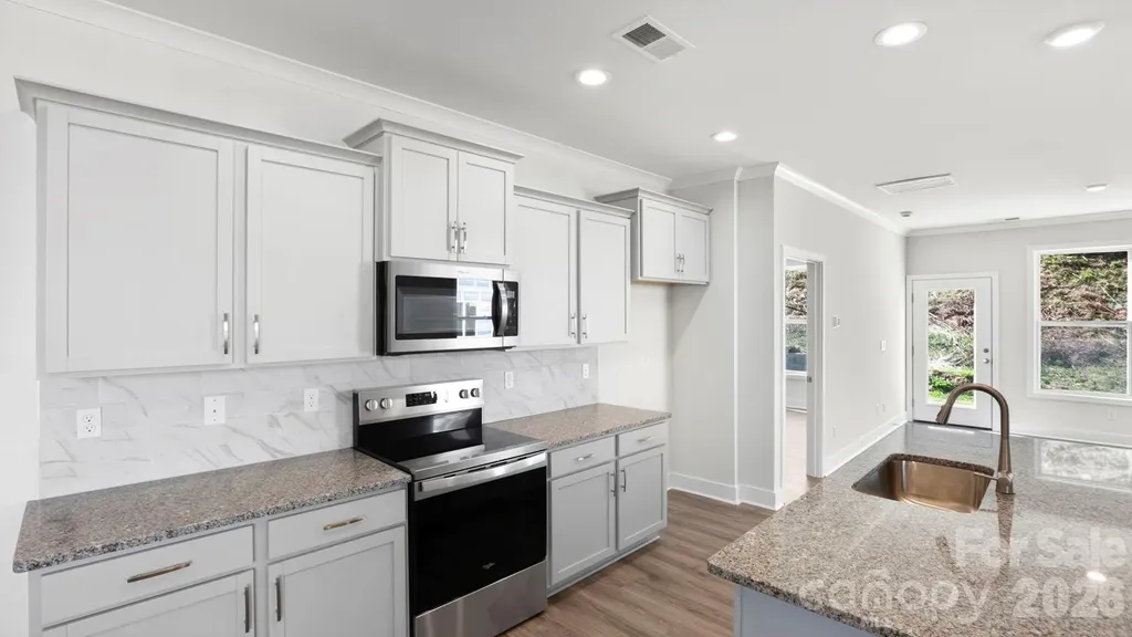 123 Sugg Trail Weaverville NC 28787