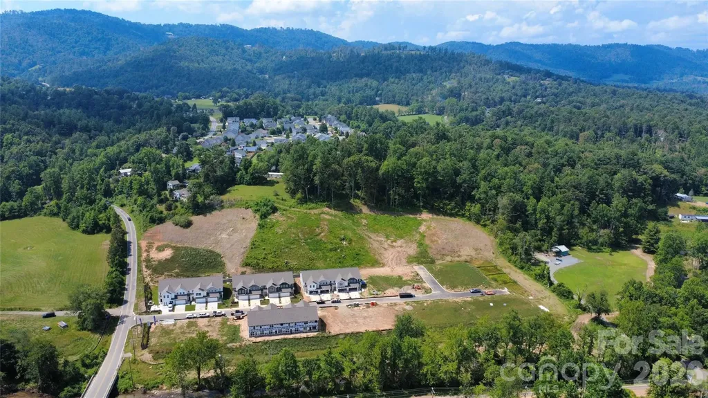 123 Sugg Trail Weaverville NC 28787