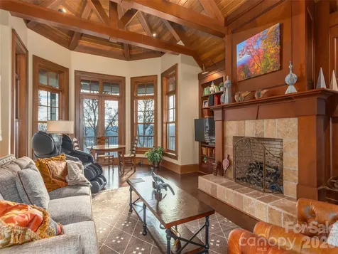 633 Altamont View Asheville NC 28804