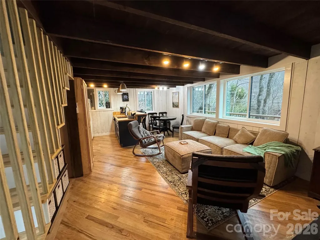 88 Mountain Farm Road Burnsville NC 28714
