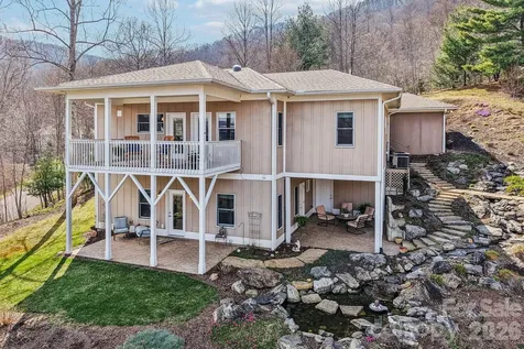 14 Chandra Lane Clyde NC 28721