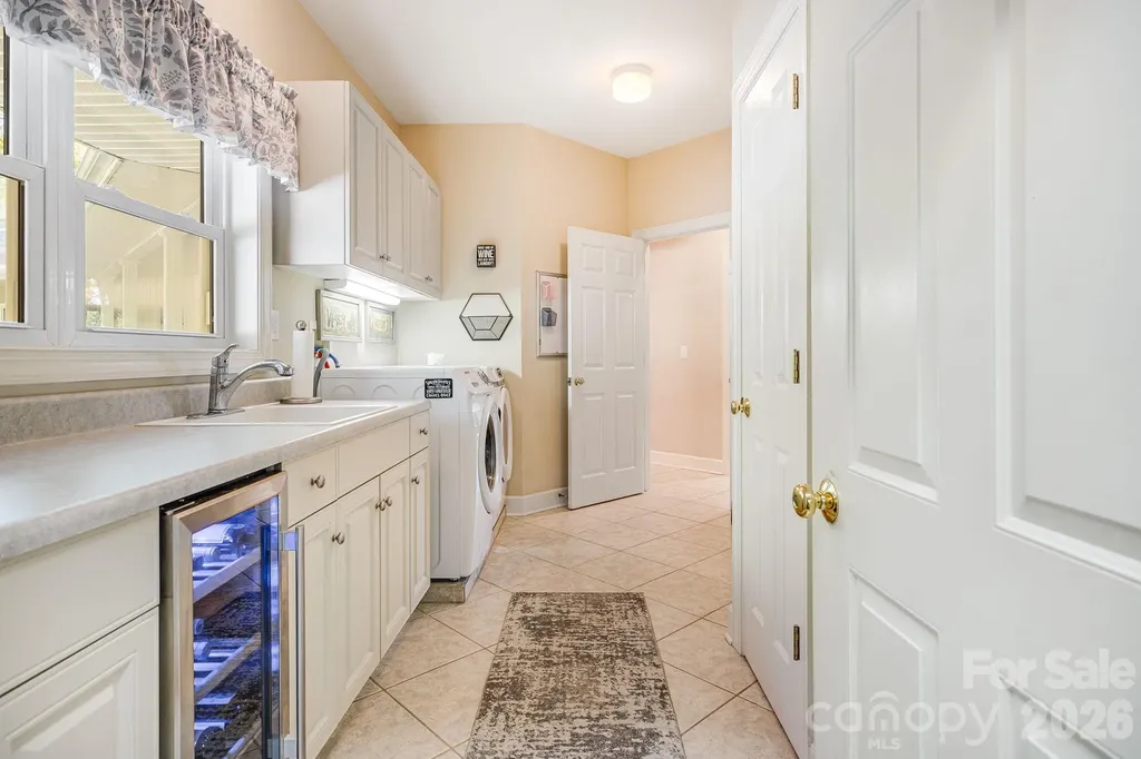 91 Island View Court Mill Spring NC 28756
